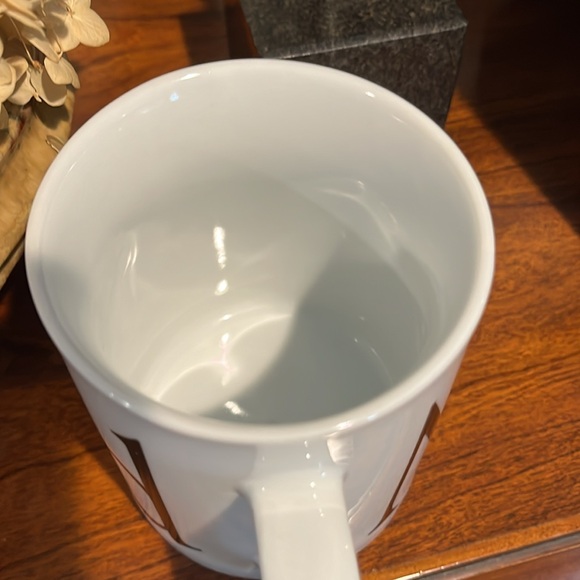 Madrid Starbucks City mug collector series. See photos for tiny flaw. - Picture 6 of 8